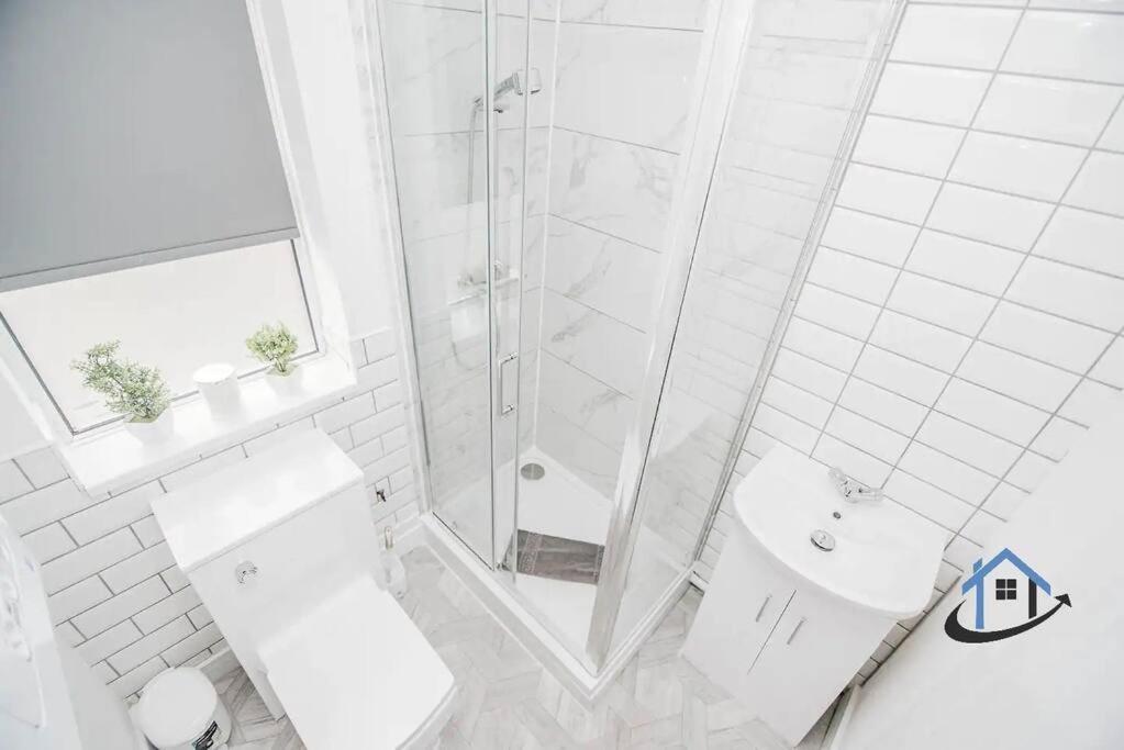 הוילה Balby Casa Nr Doncaster Racecourse King Beds Street Parking מראה חיצוני תמונה