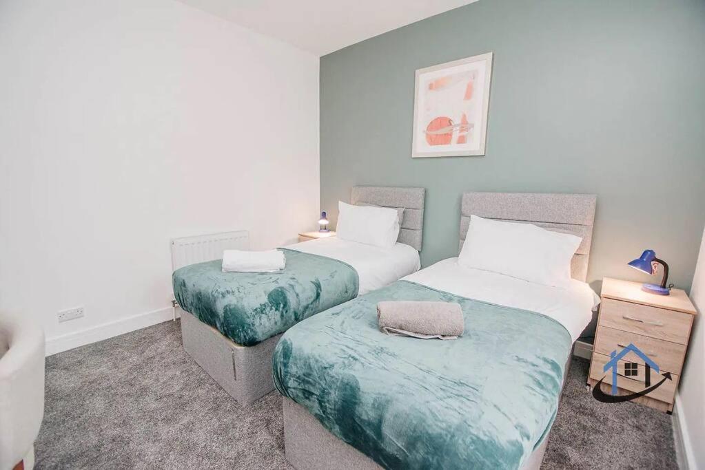 הוילה Balby Casa Nr Doncaster Racecourse King Beds Street Parking מראה חיצוני תמונה
